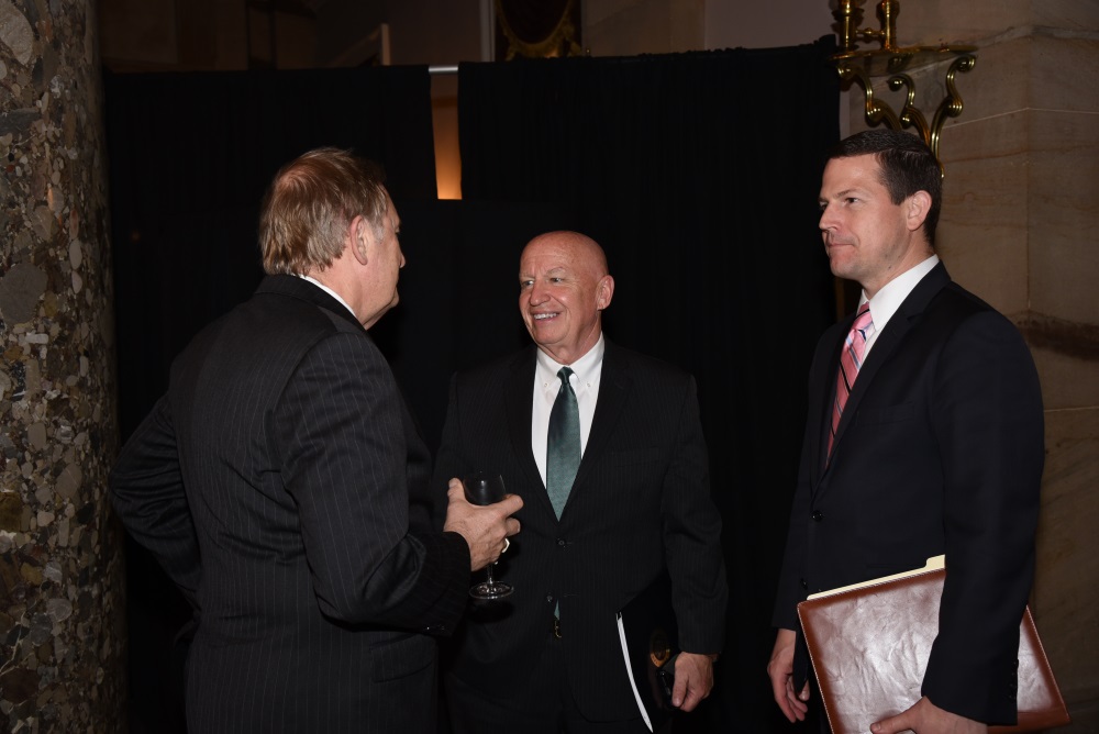 USCHS Board Member Don Carlson (PricewaterhouseCoopers) greets JCT Vice-Chairman Kevin Brady (TX).