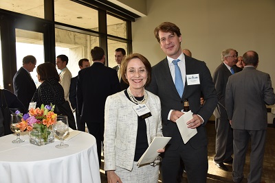 USCHS Honors Senate Committee on Finance: Jeanne de Cervens and Eric Gilbers of Transamerica.