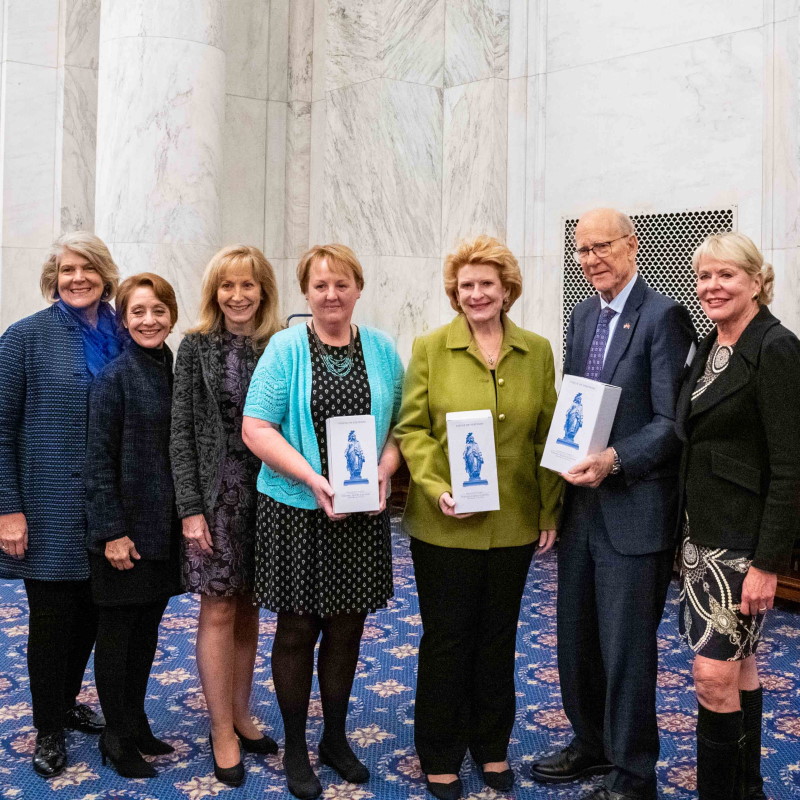 USCHS Honors the Senate Committee on Agriculture: USCHS President Jane L. Campbell, Trustees Jeanne de Cervens and Anna Schneider, and Vice Chair Connie Tipton present replica Statues of Freedom to Senate Historian Dr. Betty Koed, Ranking Member Debbie Stabenow, and Chairman Pat Roberts