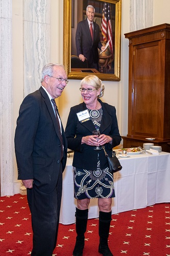 USCHS Honors the Senate Committee on Agriculture: Former Senator Wayne Allard and USCHS Vice Chair Connie Tipton